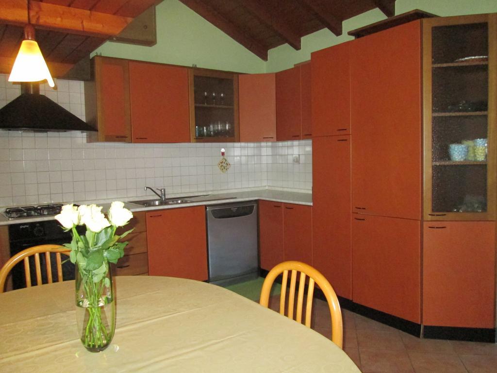 Bed and Breakfast La Casa Del Borgo Brissago-Valtravaglia Zewnętrze zdjęcie
